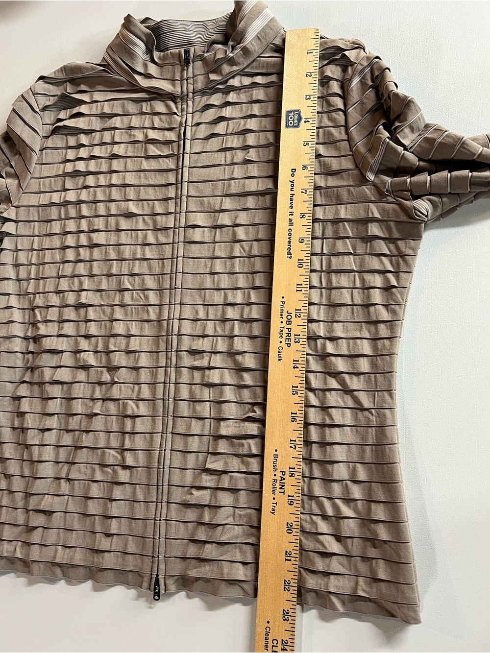 ST. JOHN Yellow Label Mock Neck Taupe Layered Pleat Full Zip Jacket Womens Small - Picture 7 of 7